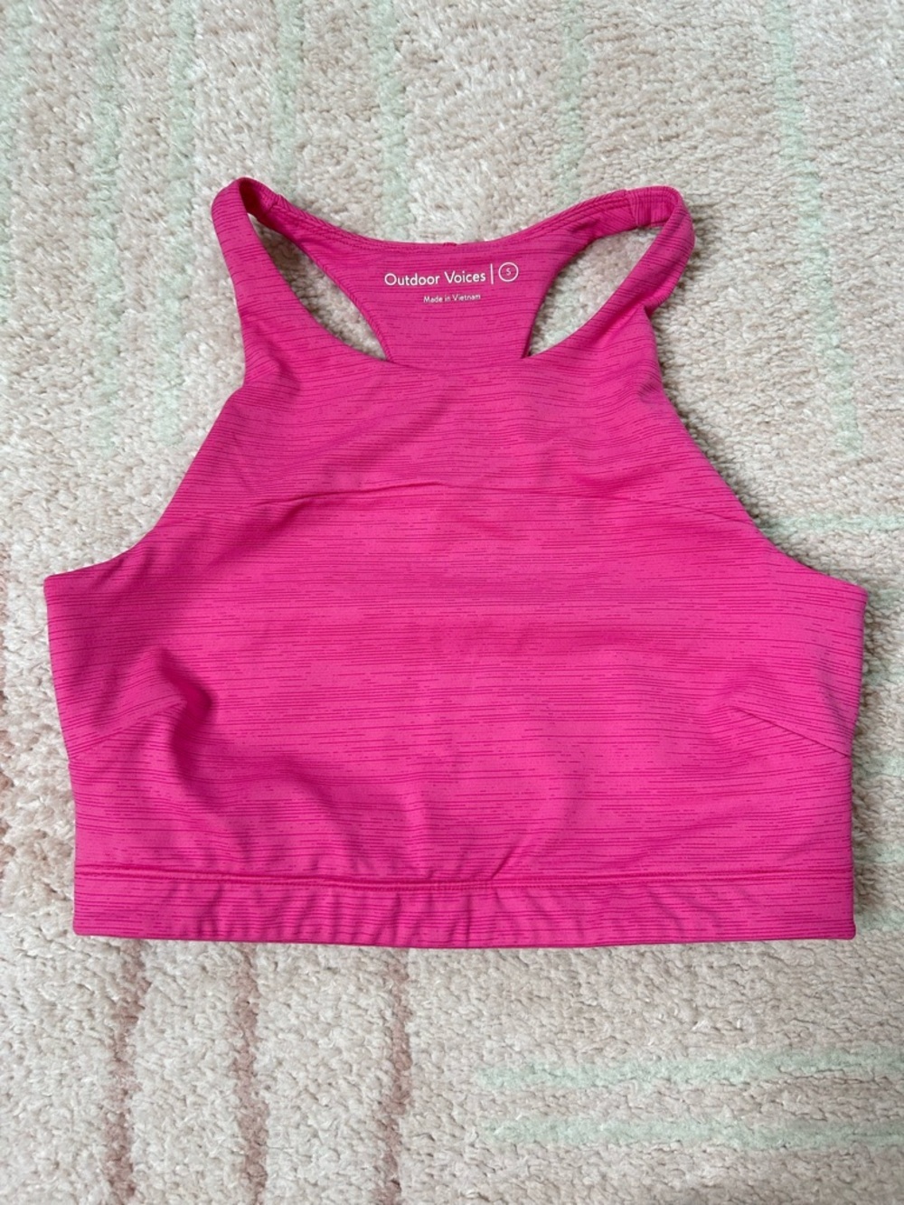 Outdoor Voices Techsweat Pink High-Neck Racerback Sports Bra Size Small Athletic